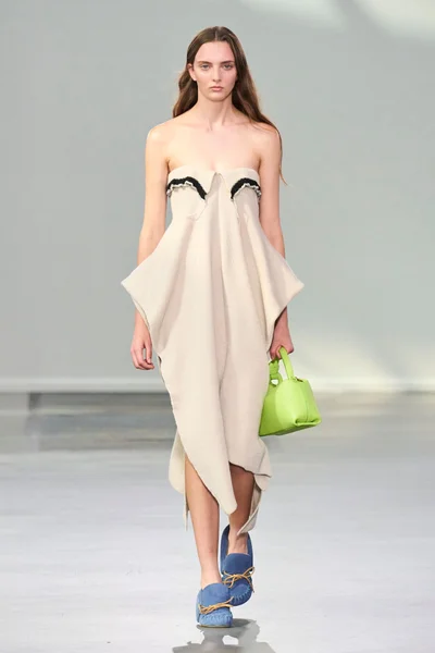 Look 31